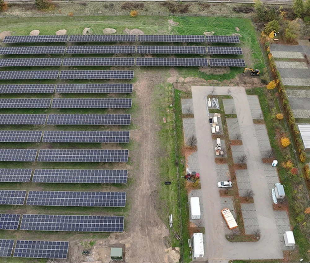 Sonnenstrom für das Max Planck-Institut In Potsdam Sonnenstrom für das Max Planck-Institut In Potsdam